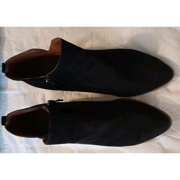 Franco Sarto Dale 1.5" Heel Ankle Bootie Black Suede Size 9M  Leather Zip Up - Picture 2 of 11